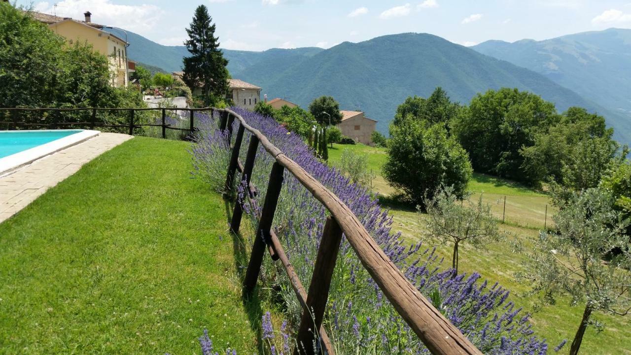 Agriturismo Roccagelli Vallo di Nera Buitenkant foto