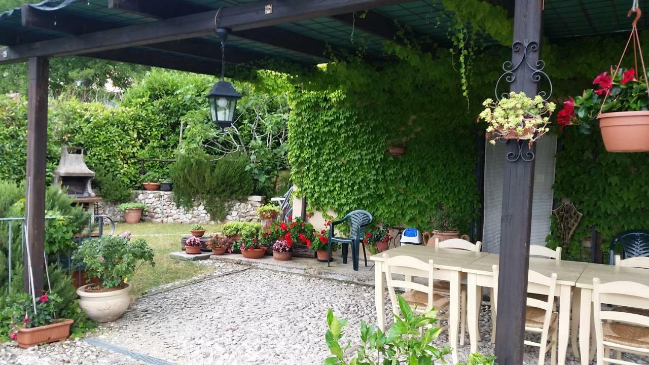 Agriturismo Roccagelli Vallo di Nera Buitenkant foto